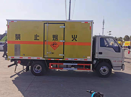 太仆寺爆破器材运输车