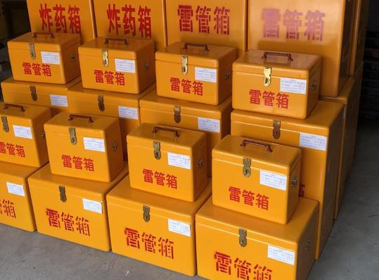 太仆寺玻璃钢雷管箱的使用寿命一般是多少?